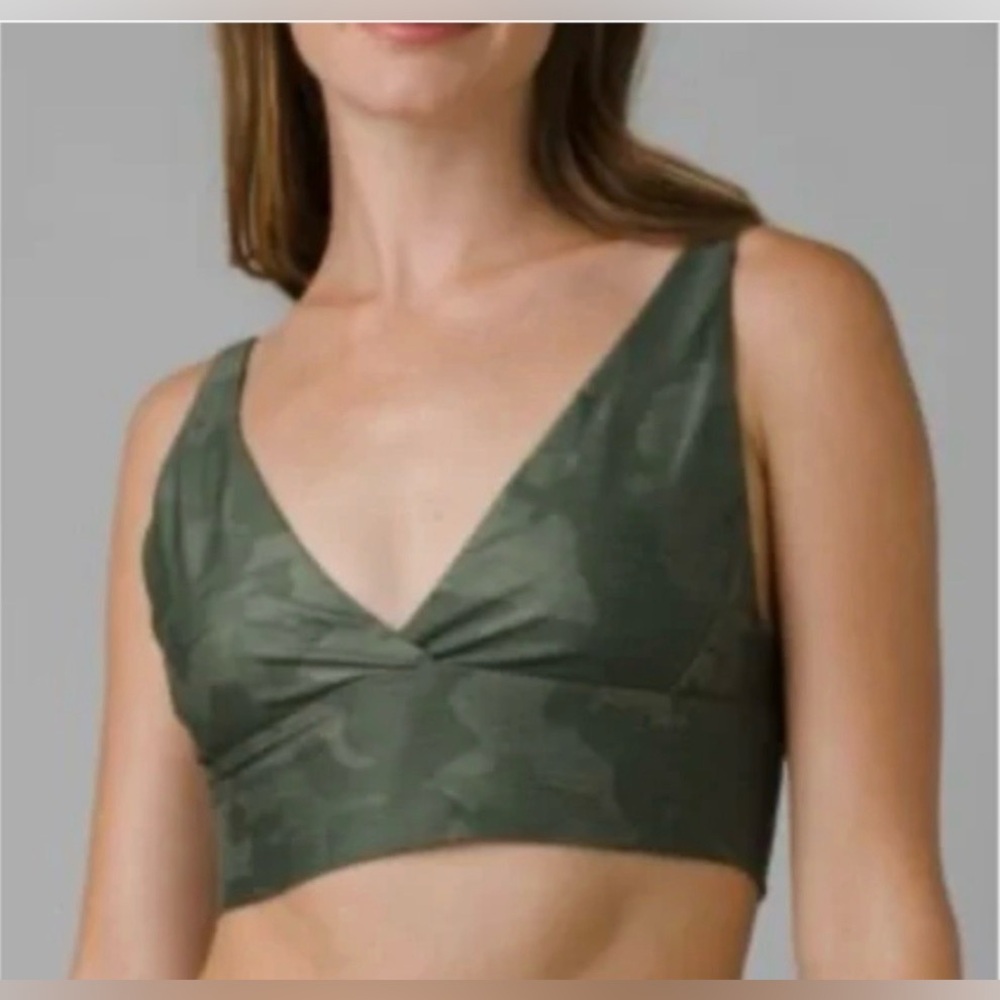 PrAna Layna Sage Camoflauge Adjustable Straps Sports Bra Size Small‎